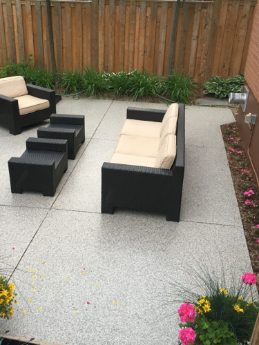 PATIOS